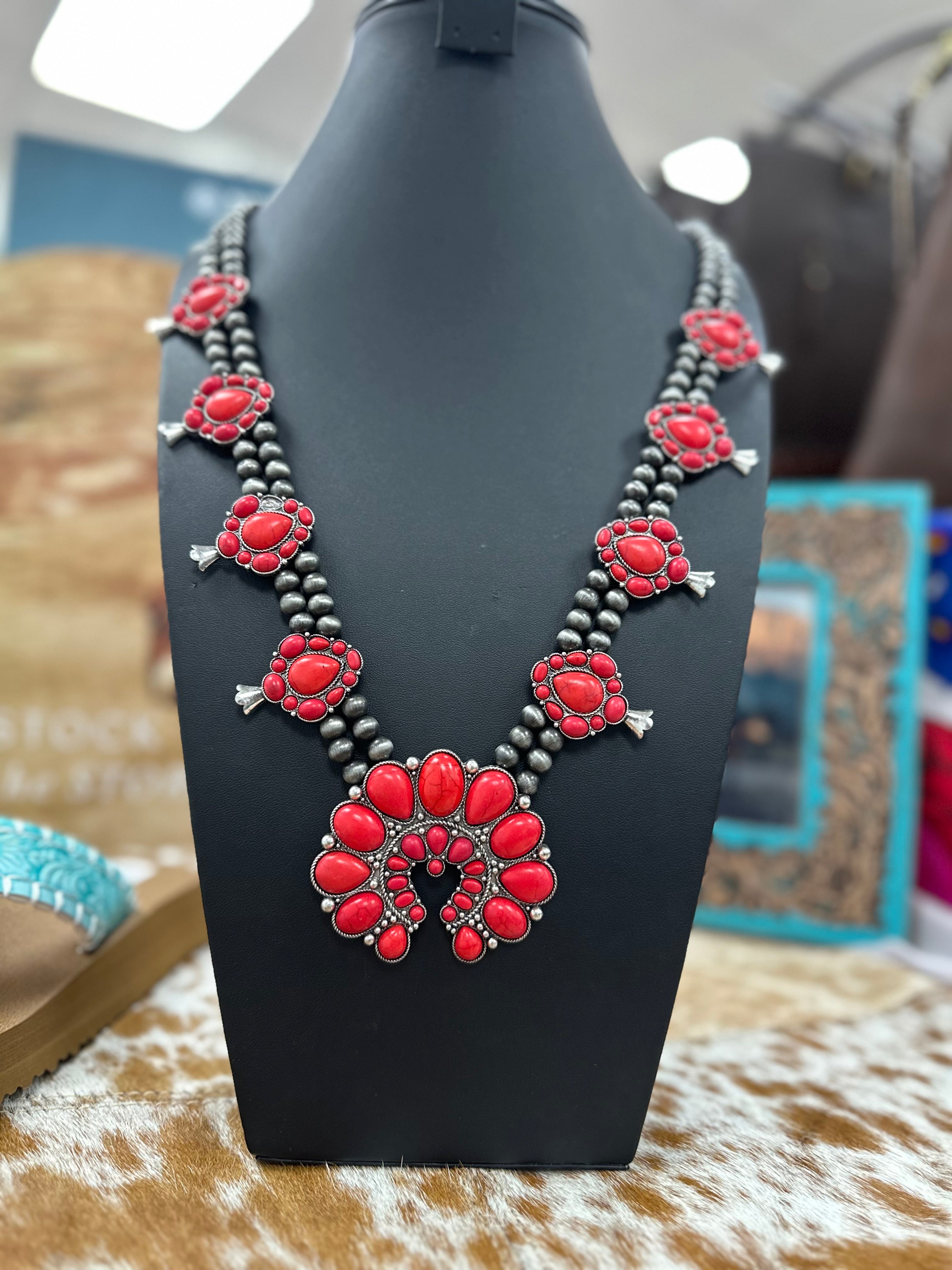 Coral Cluster Stone Squash and Earrings Set