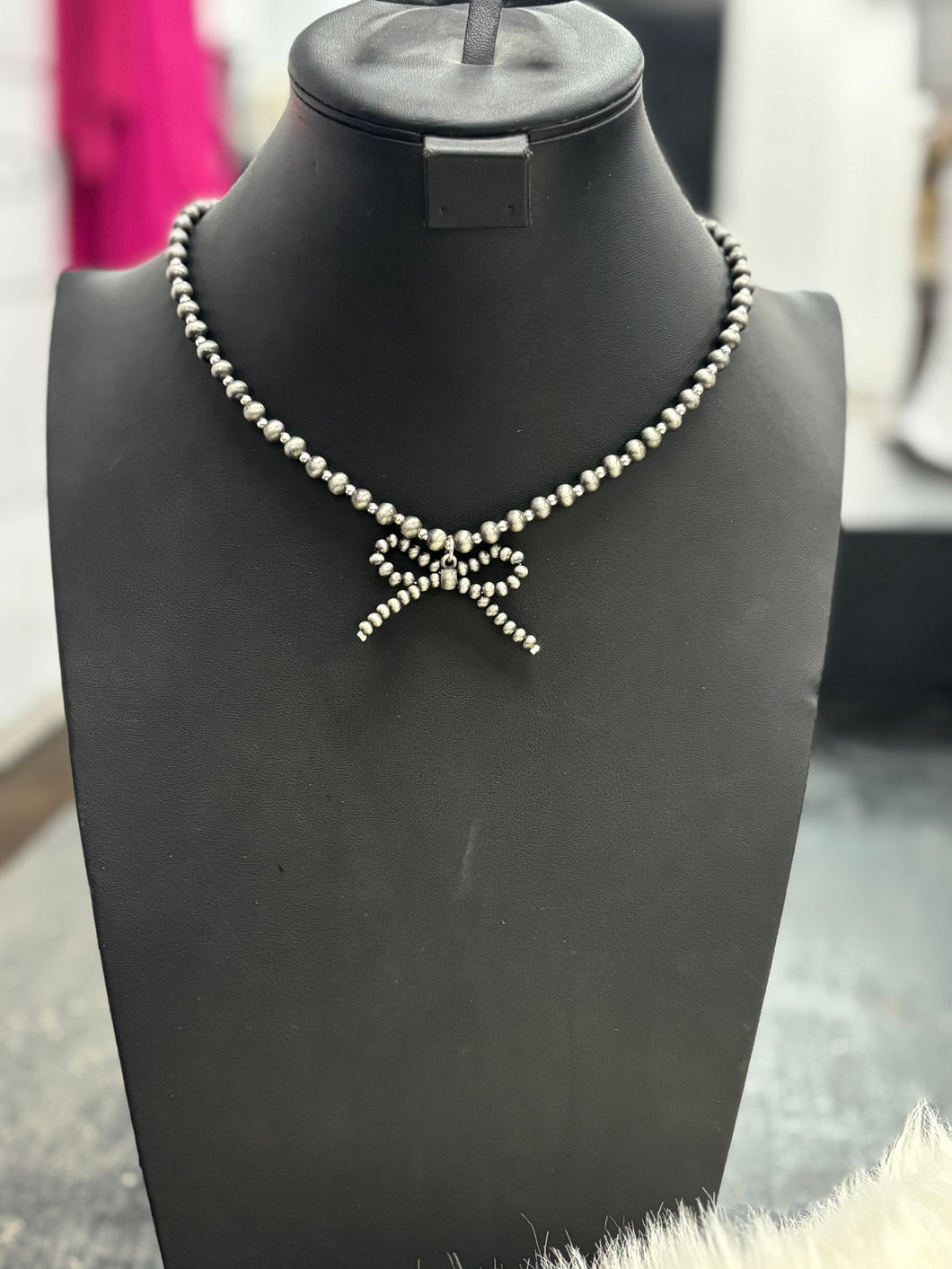 Ribbon Pearl Bead Necklace