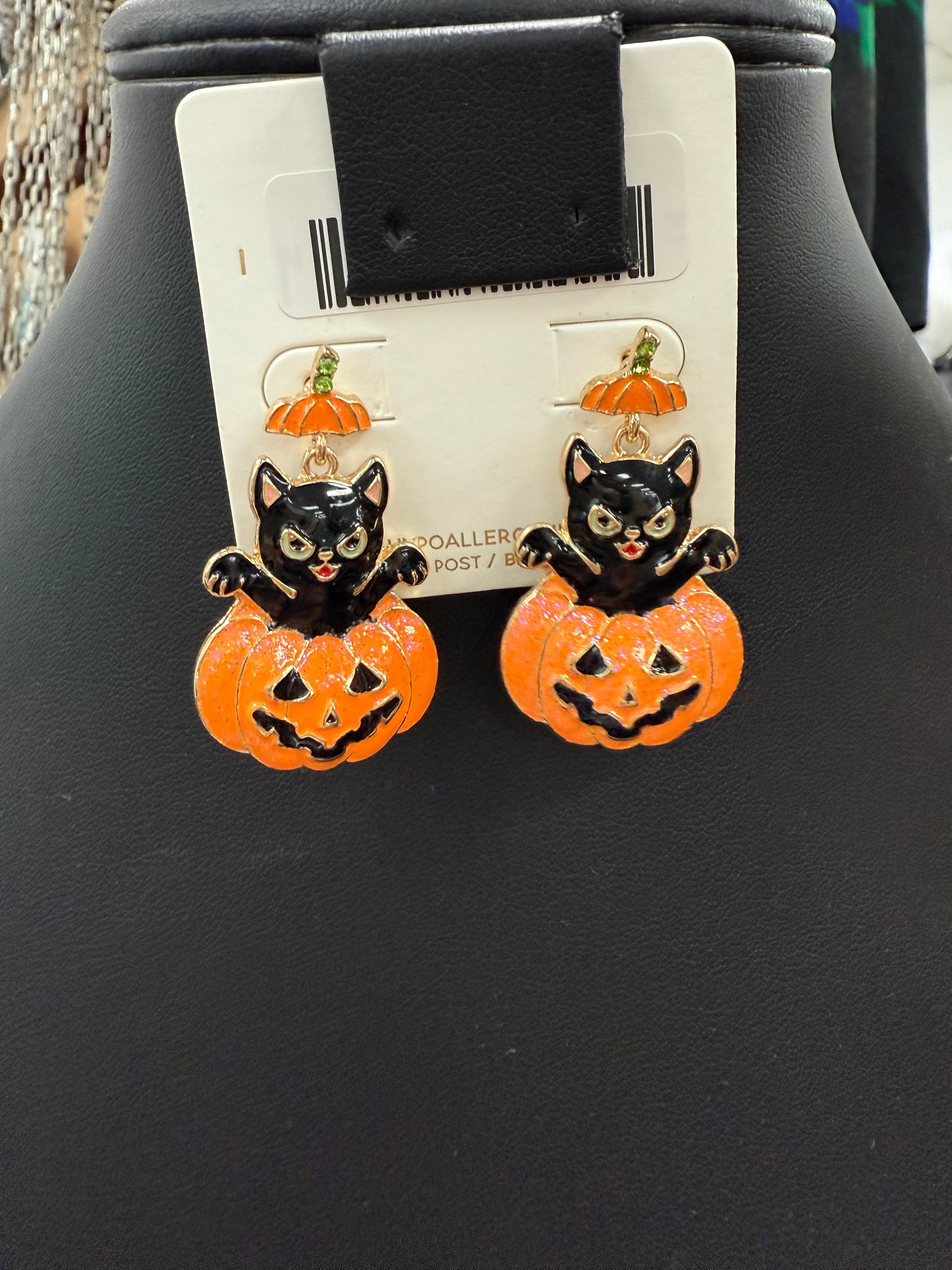 Cat & Pumpkin Post Earrings