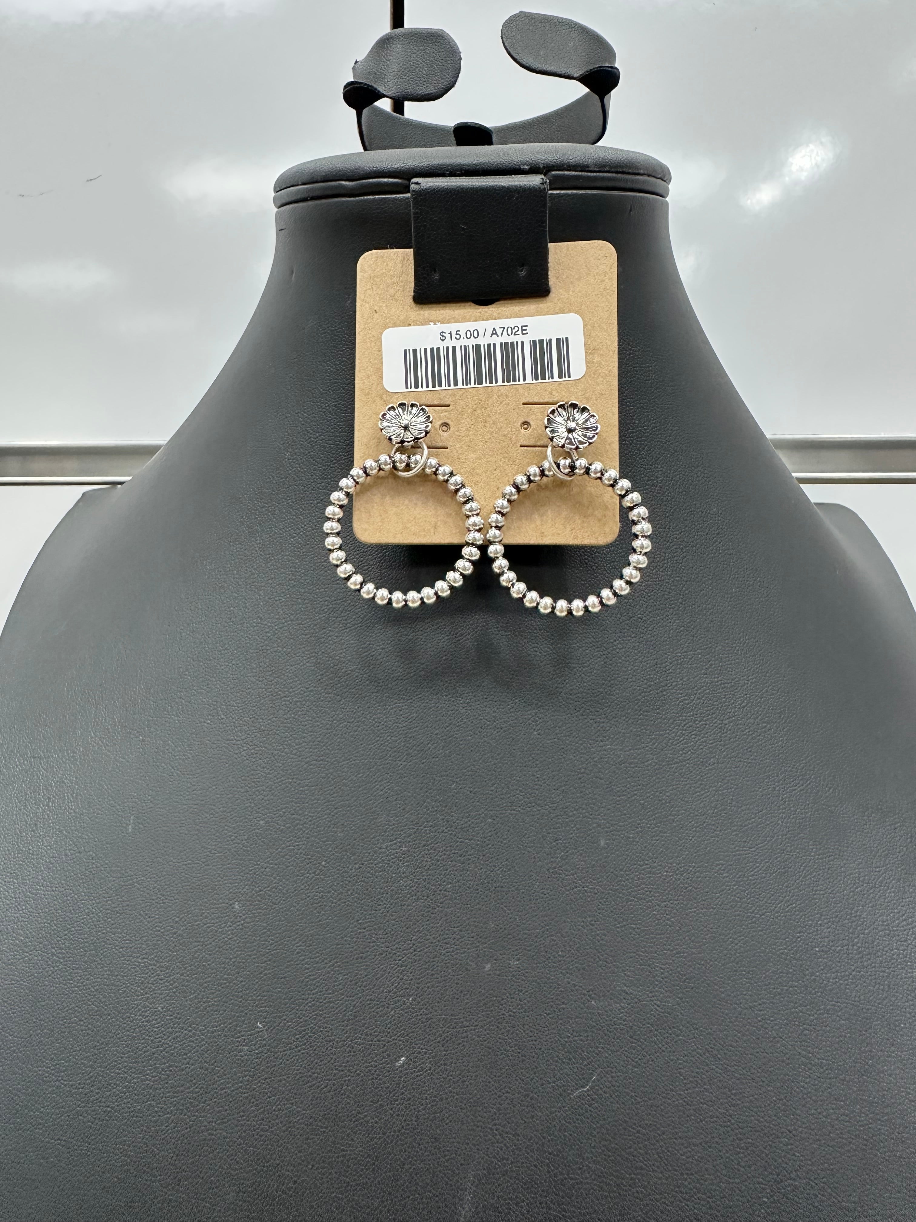 Concho Stamped Wire Hoop Post Earrings
