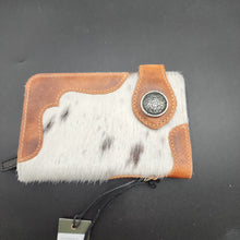 Load image into Gallery viewer, Speckle Cowhide Cardholder with Concho Button
