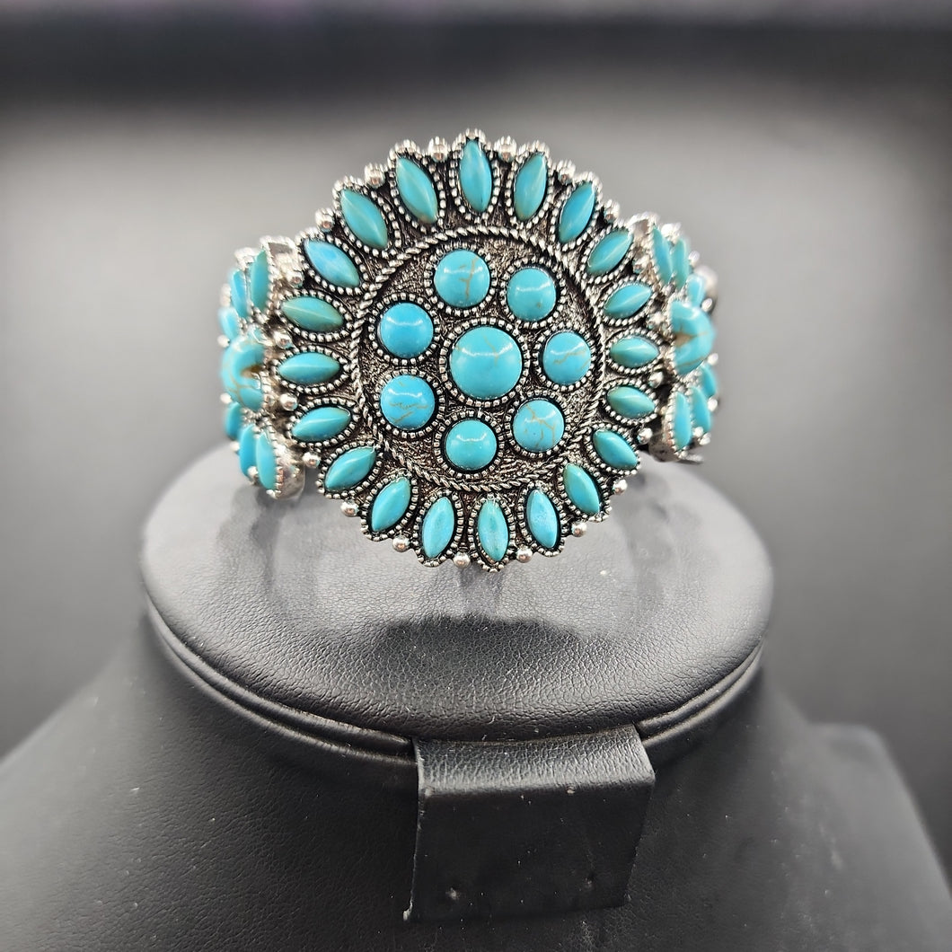 Turquoise Inspired Cluster Stretch Bracelet