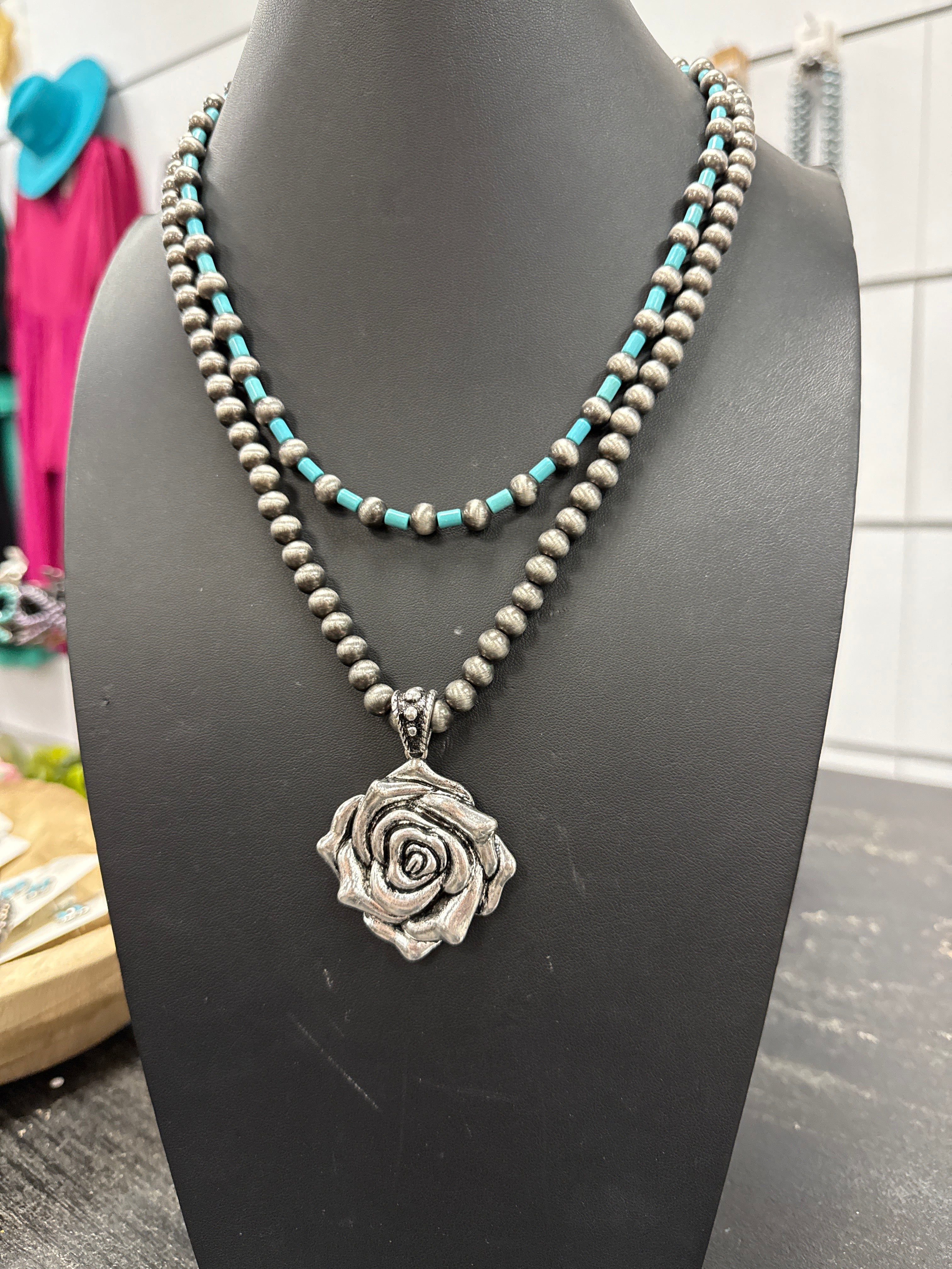 Rose Pearl Layered Necklace