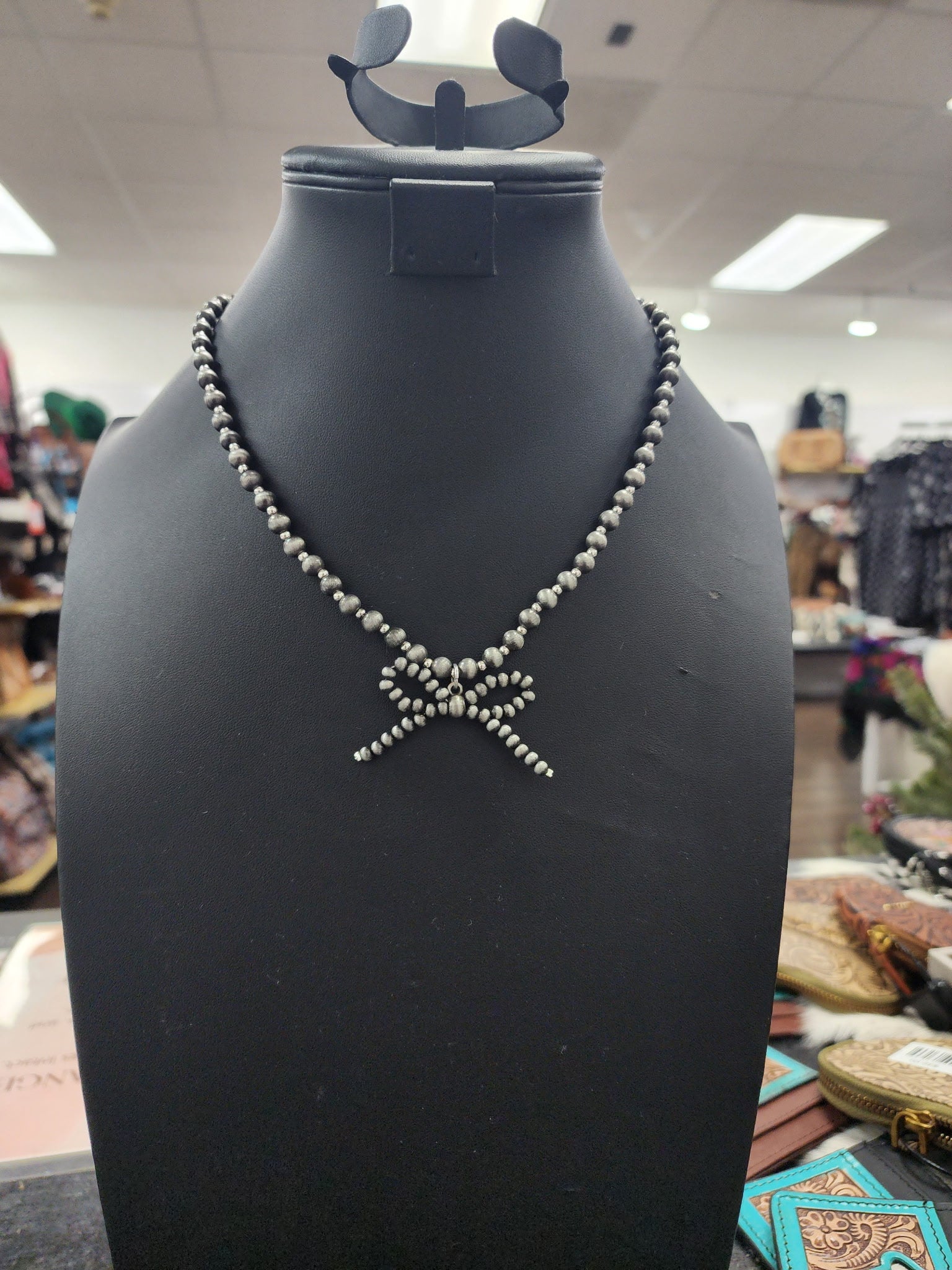 Silver Ribbon Pearl Pendant Necklace
