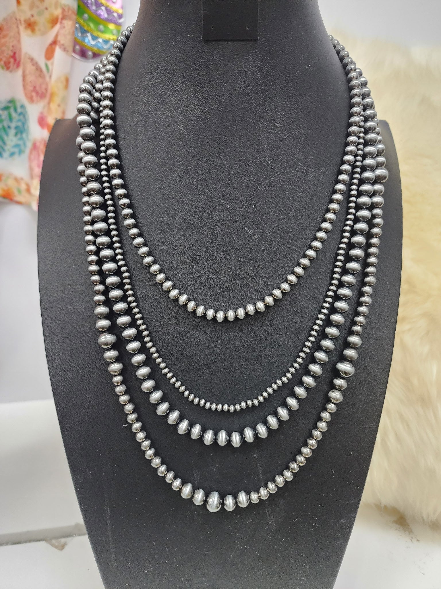 4-Strand Multi Layer Pearl Necklace