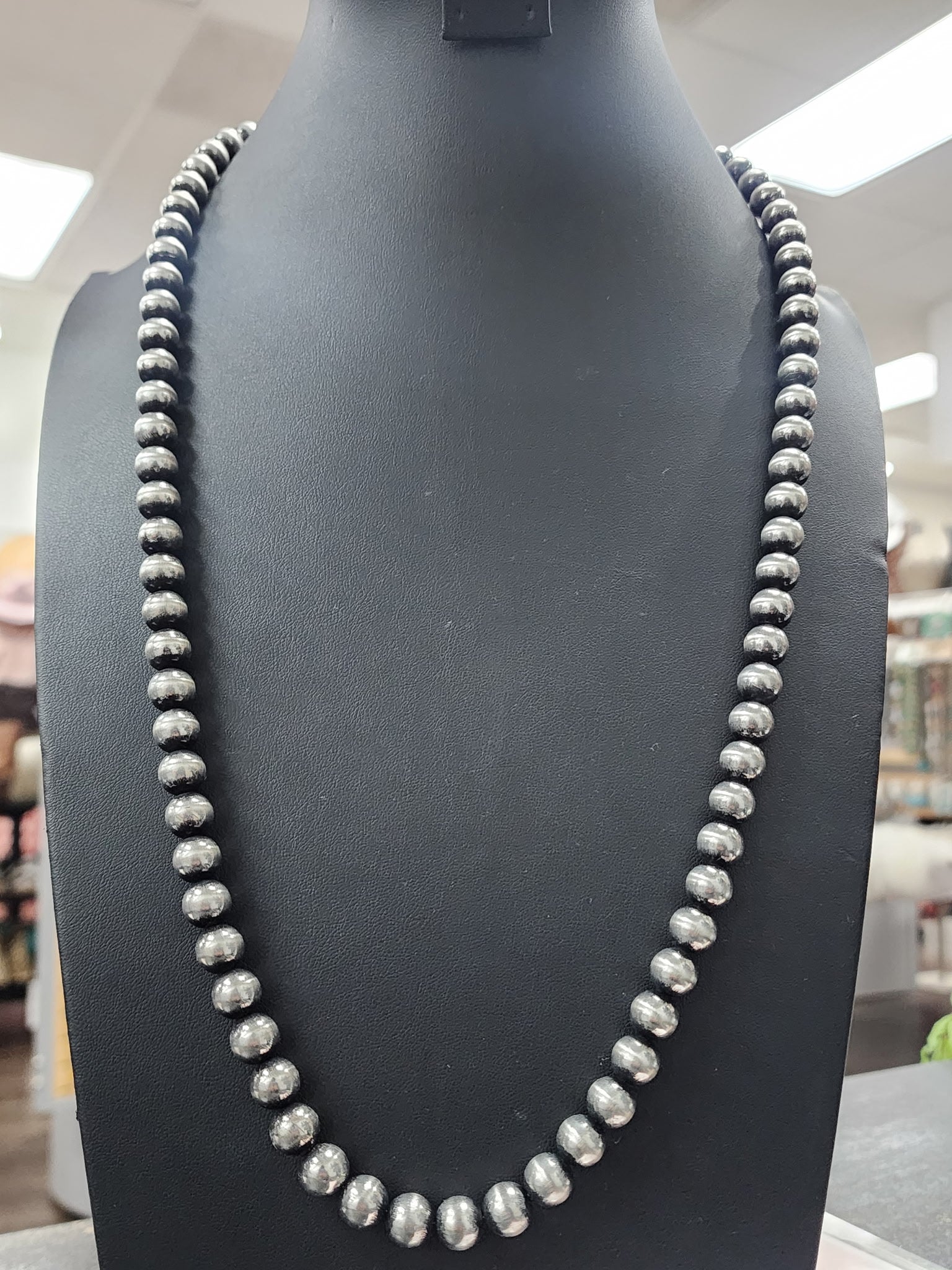 Single Layer Pearl Bead Necklace
