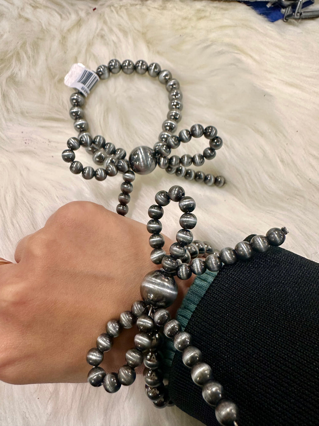 SIlver Pearl Ribbon Stretch Bracelet