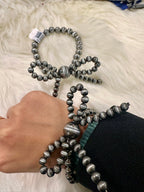 SIlver Pearl Ribbon Stretch Bracelet