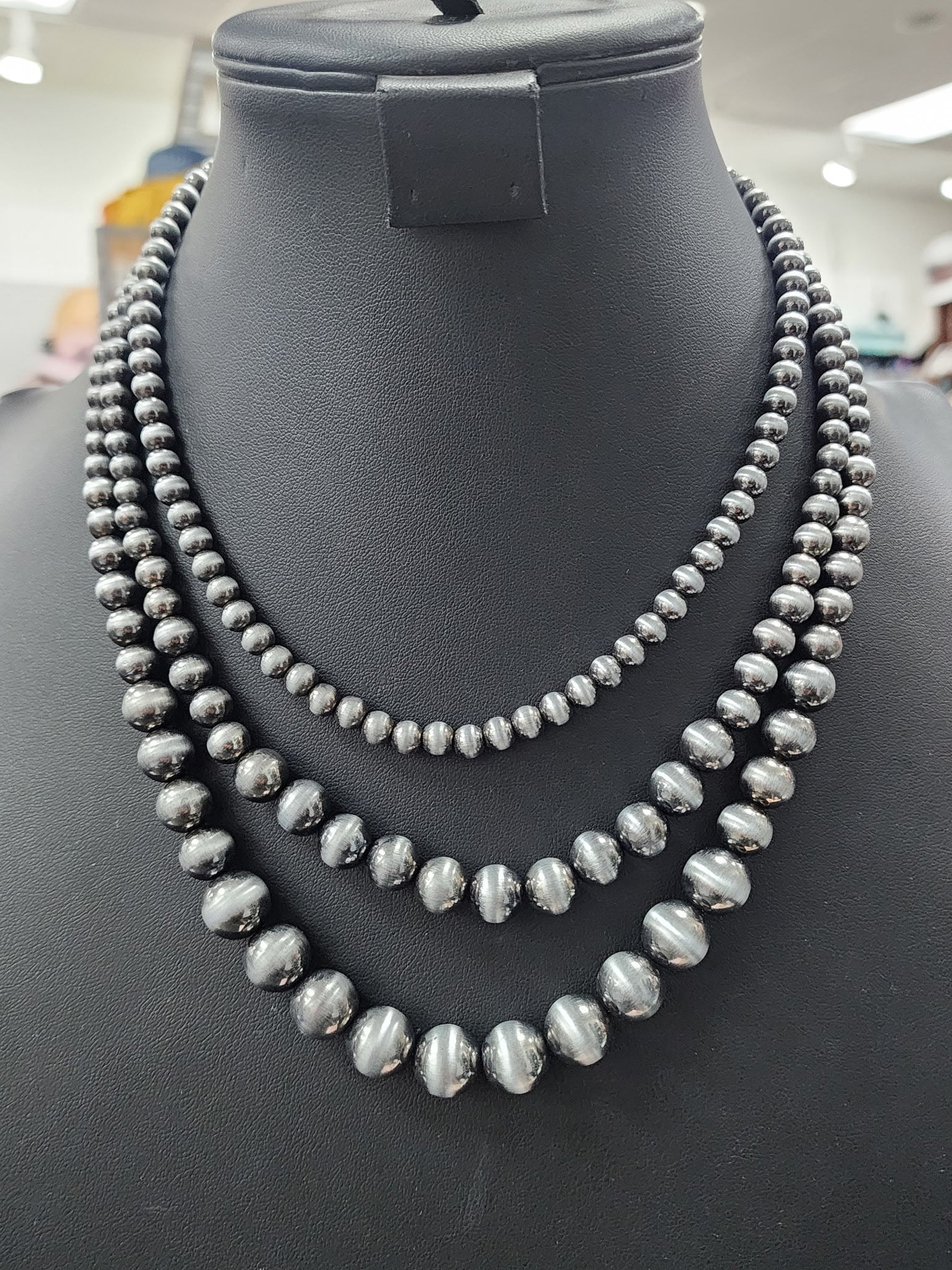 3-Layer Pearl Bead Necklace