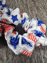 Load image into Gallery viewer, USA Scrunchies
