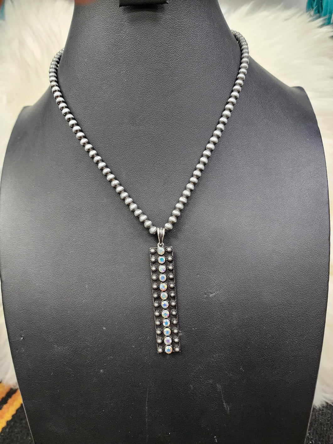 Crystal Bead Bar Pearl Necklace