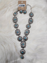 Load image into Gallery viewer, Turquoise Floral Concho Y Necklace and Earrings Set
