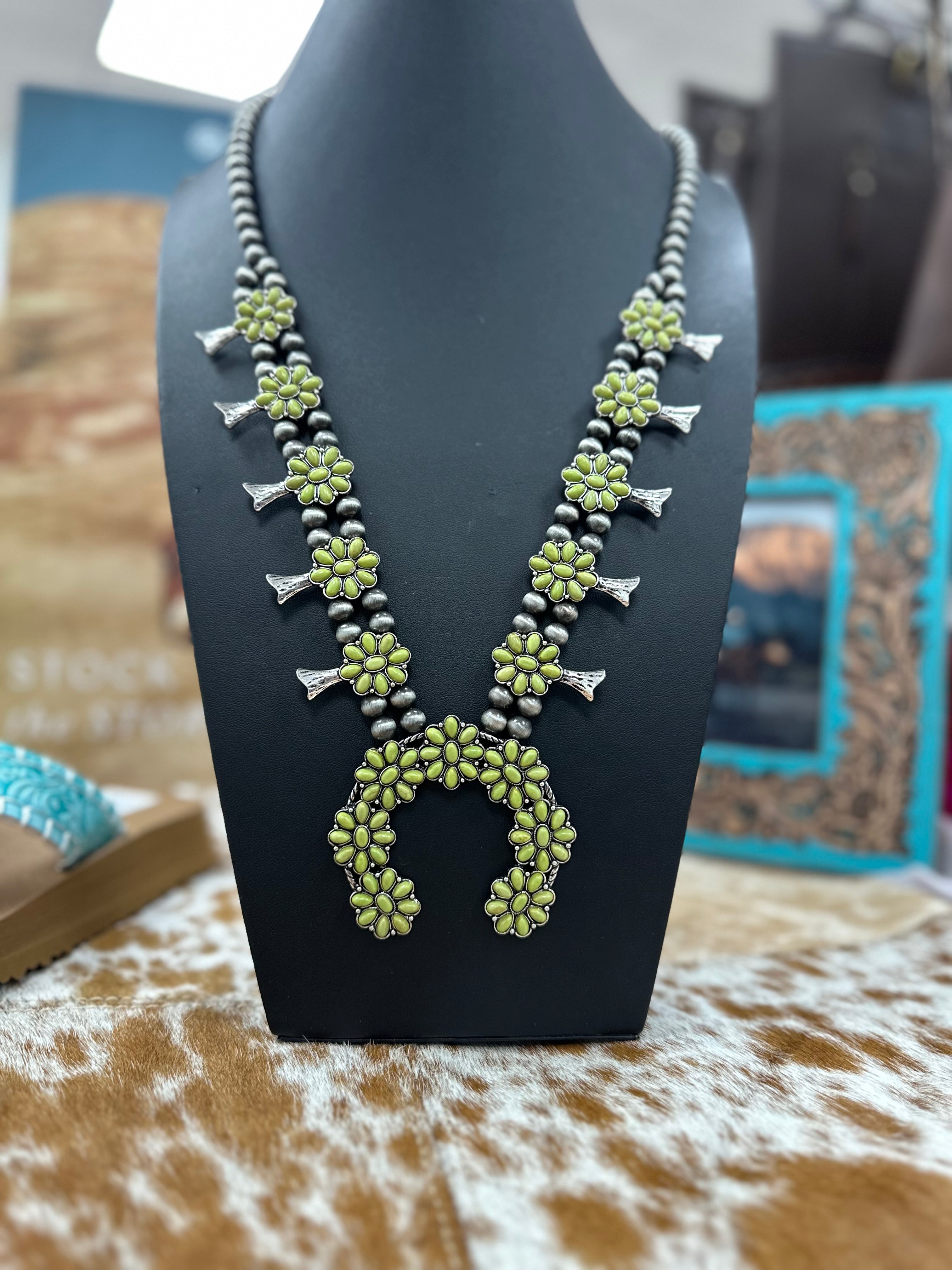 Green Floral Cluster Squash Necklace and Earrings Set