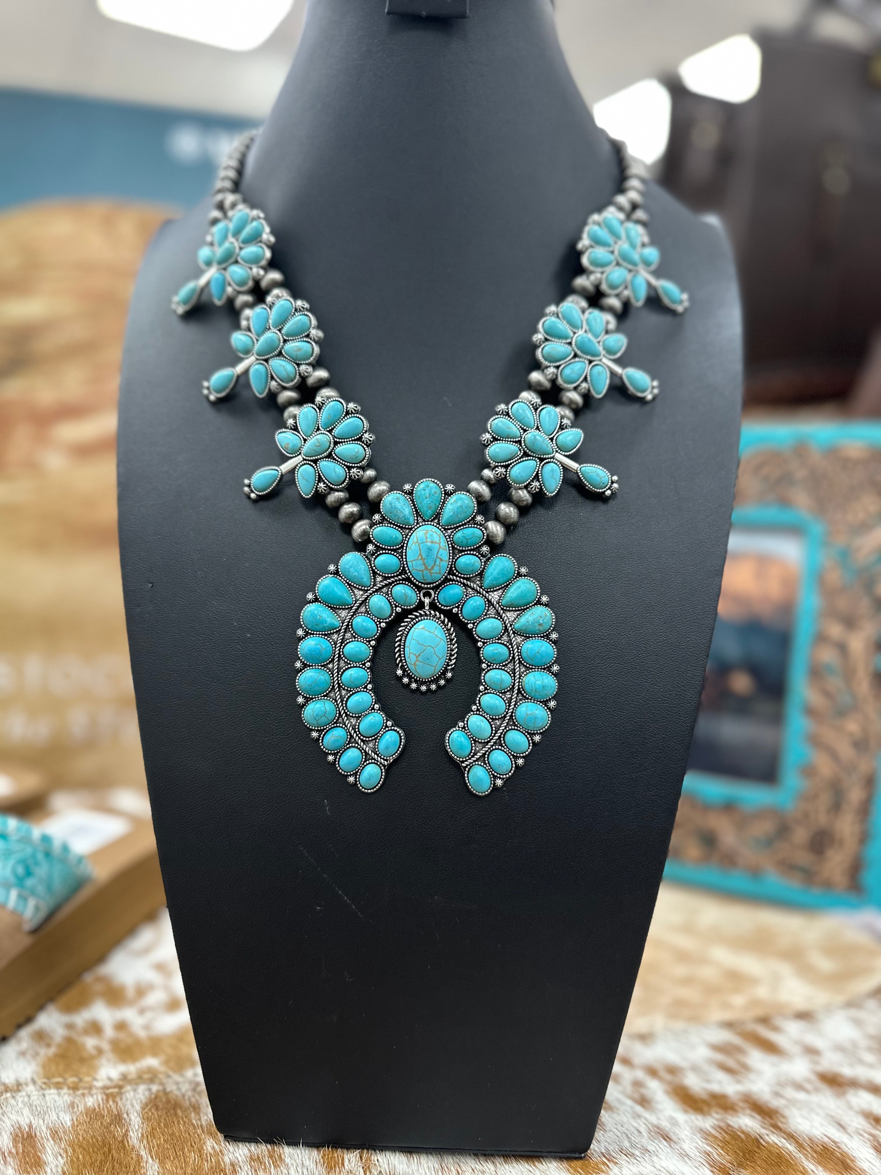 Turquoise Floral Cluster Squash Necklace and Earrings Set