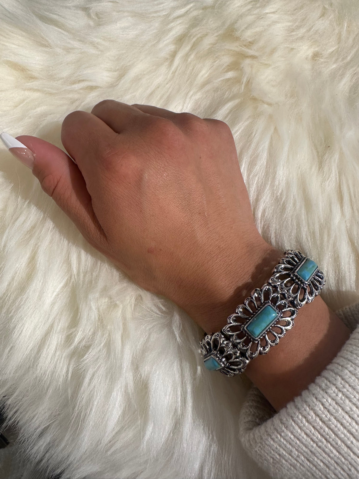 Turquoise Floral Stretch Bracelet