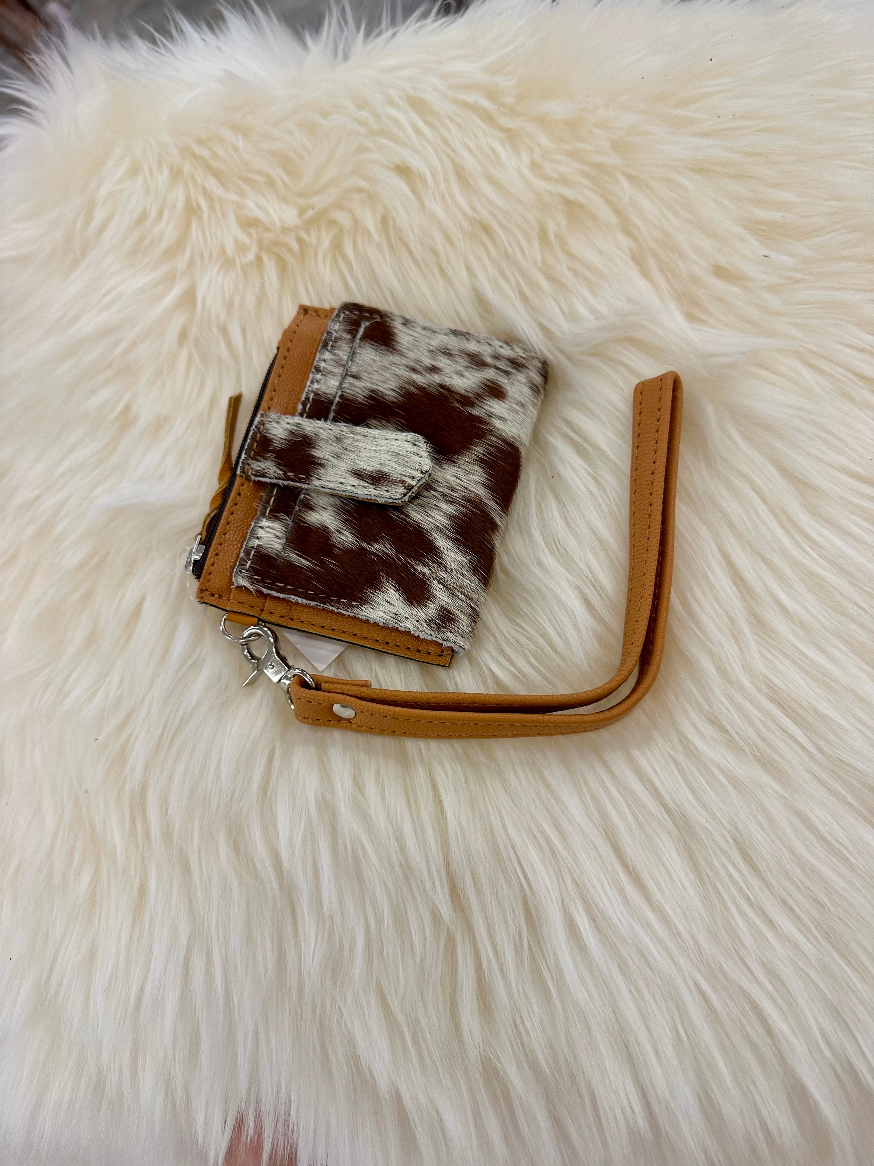 Dakota Cowhide Wristlet Wallet