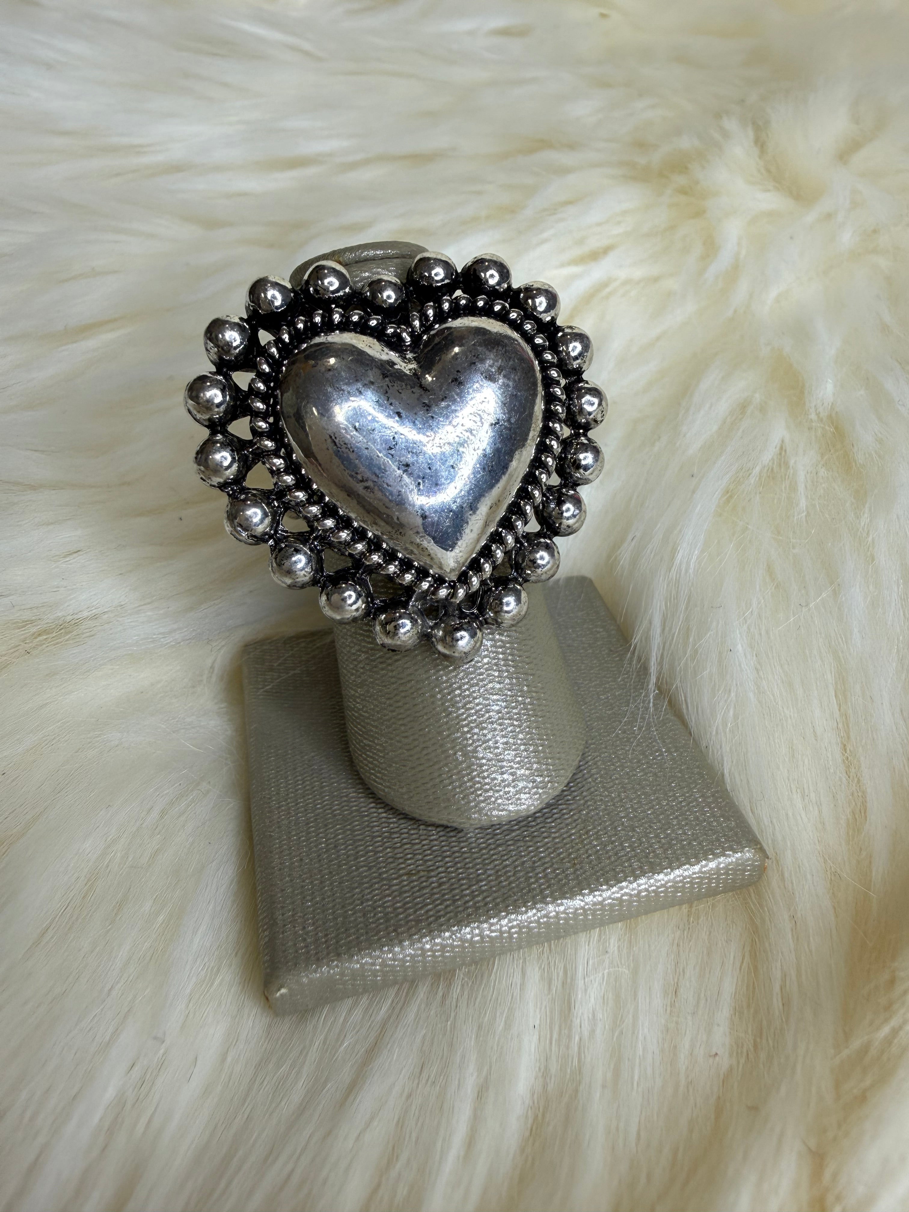 Silver Heart Stud Stretch Ring