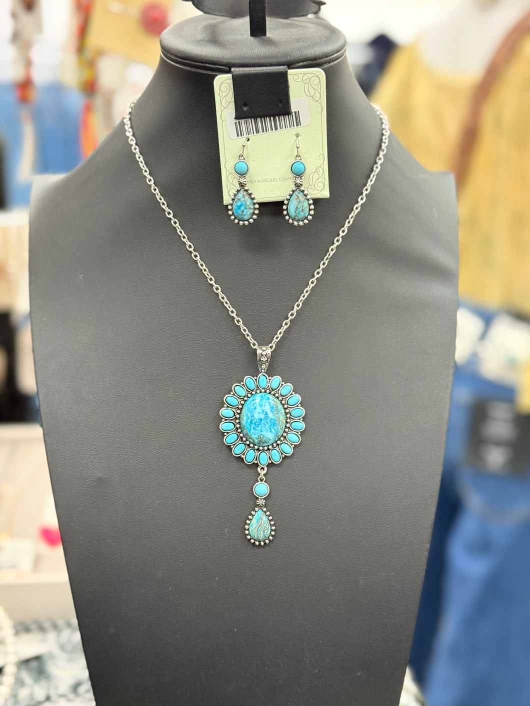 Turquoise Cluster Pendant and Earrings Set