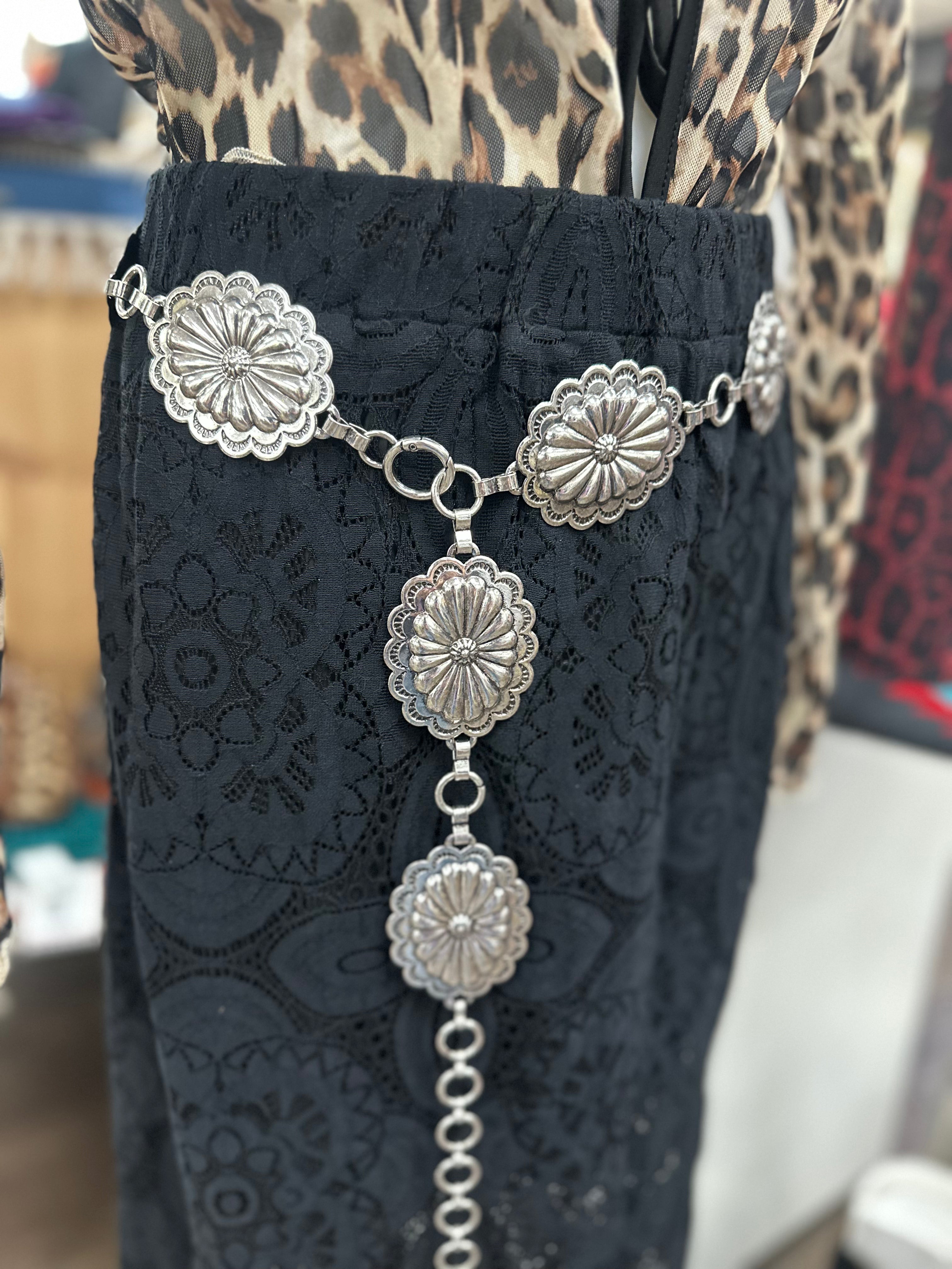 Silver Floral Oval Concho Belt