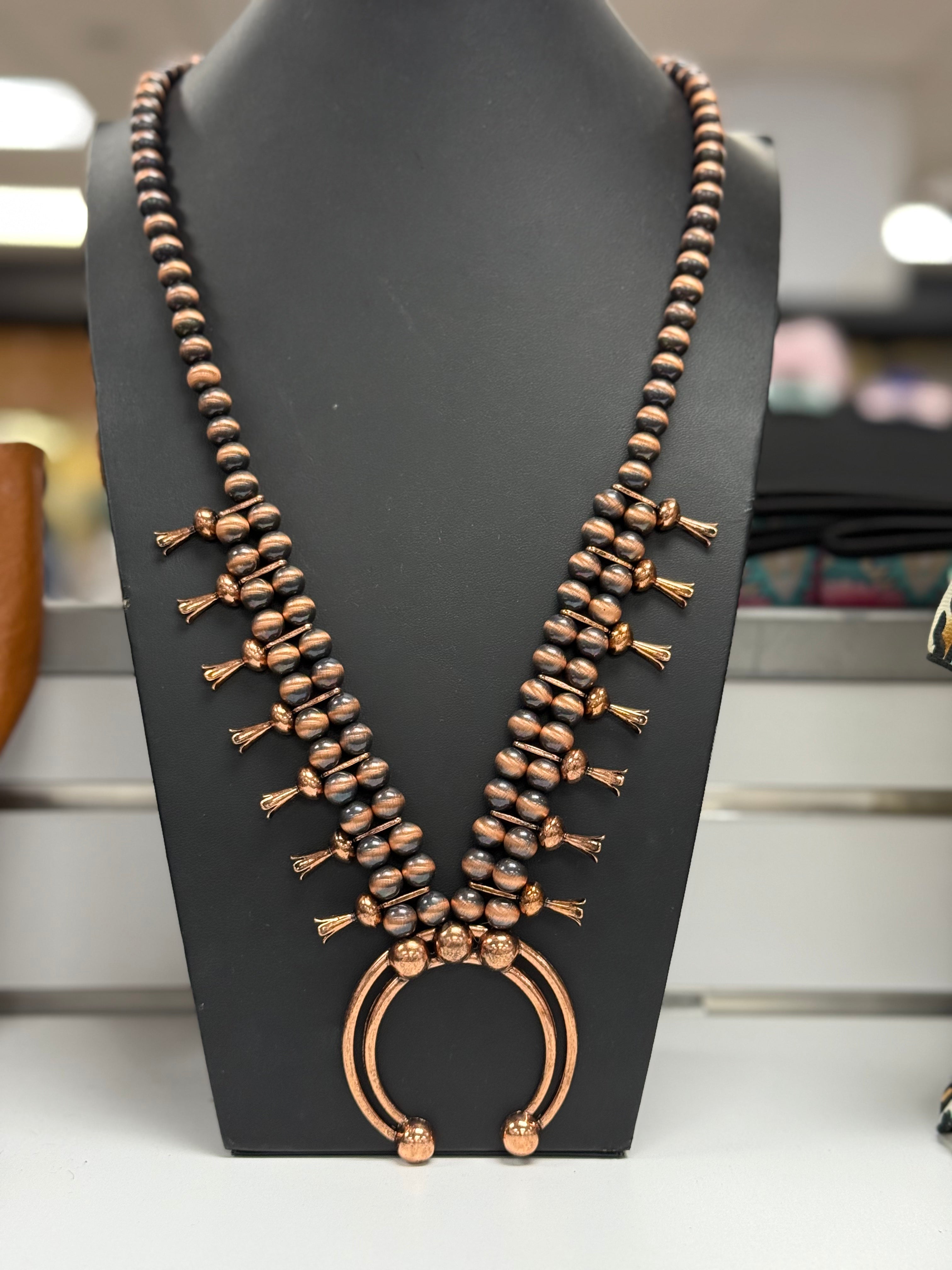 Coppertone Pearl Squash Necklace