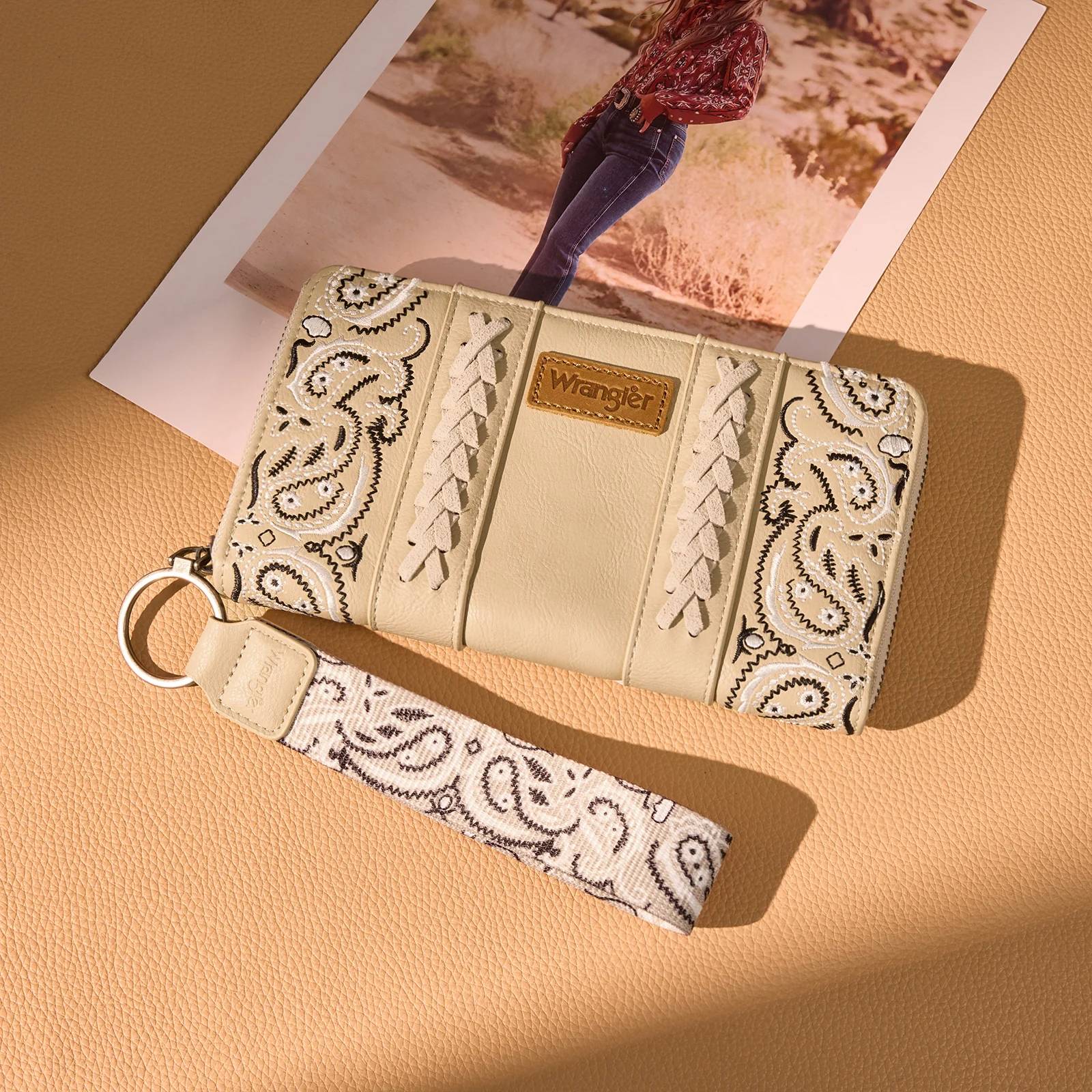 Wrangler Tan Paisley Stitched Wallet
