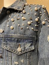 Load image into Gallery viewer, OW153 Long Denim Jacket
