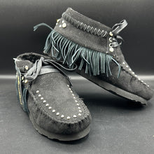 Load image into Gallery viewer, Montana West Black Suede Fringe Moccasins
