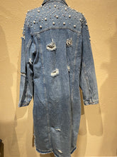 Load image into Gallery viewer, OW153 Long Denim Jacket
