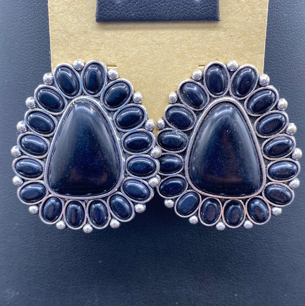 A87E Black Stone Cluster Post Earrings